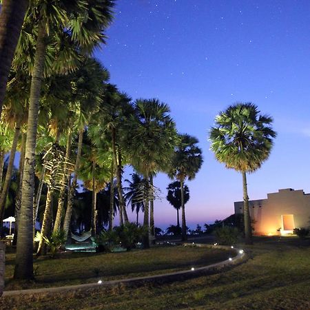 Ruwala Resort Kalkudah Eksteriør billede